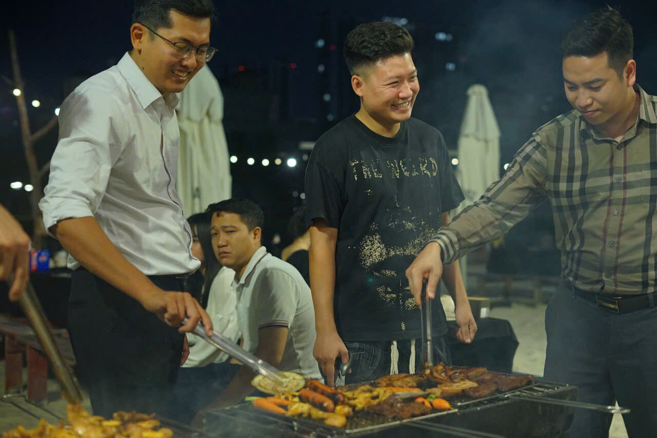 Công Ty TNHH Địa Ốc Thế Kỷ Mới 8