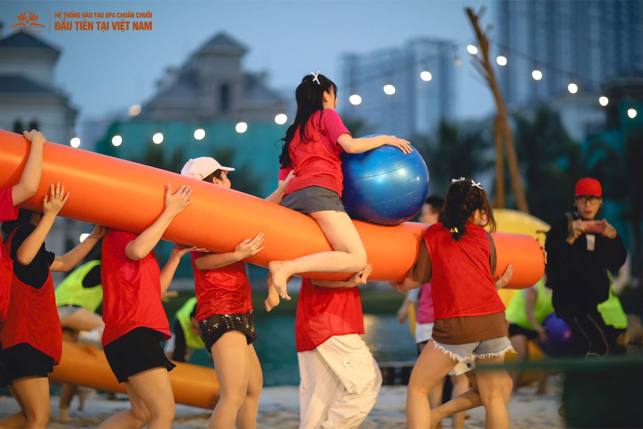 Học viện đào tạo thẩm mỹ Amy 5