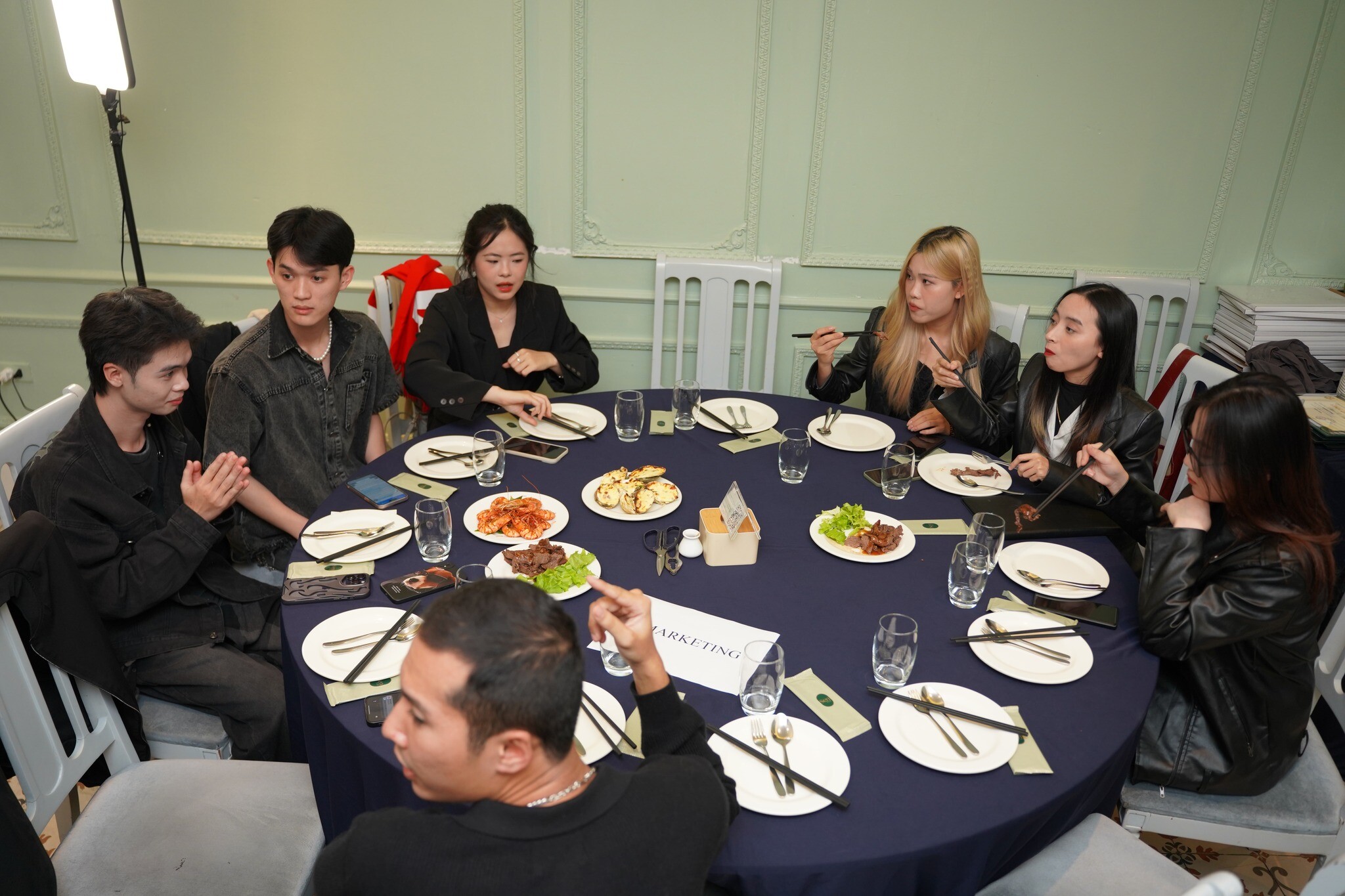 DQ GROUP VIỆT NAM 3