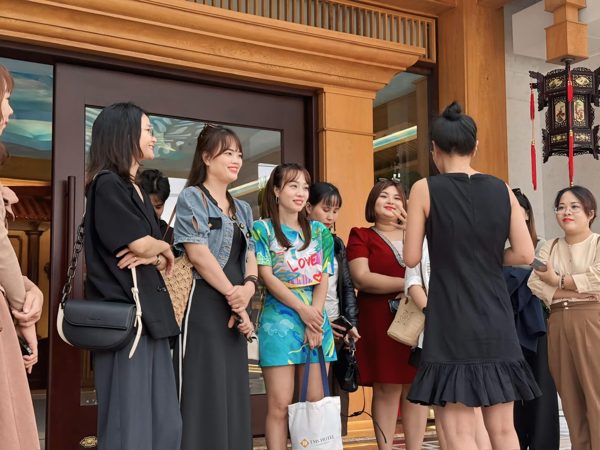 Dịch Vụ Và Xúc Tiến Du Lịch Thảo Trân -Trani Travel 1