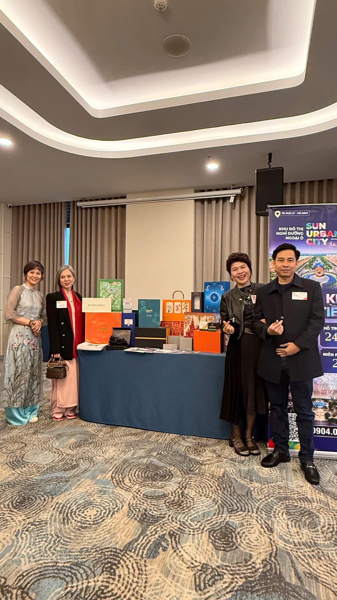 Thương Mại Quảng Cáo và In Phú Sỹ 2