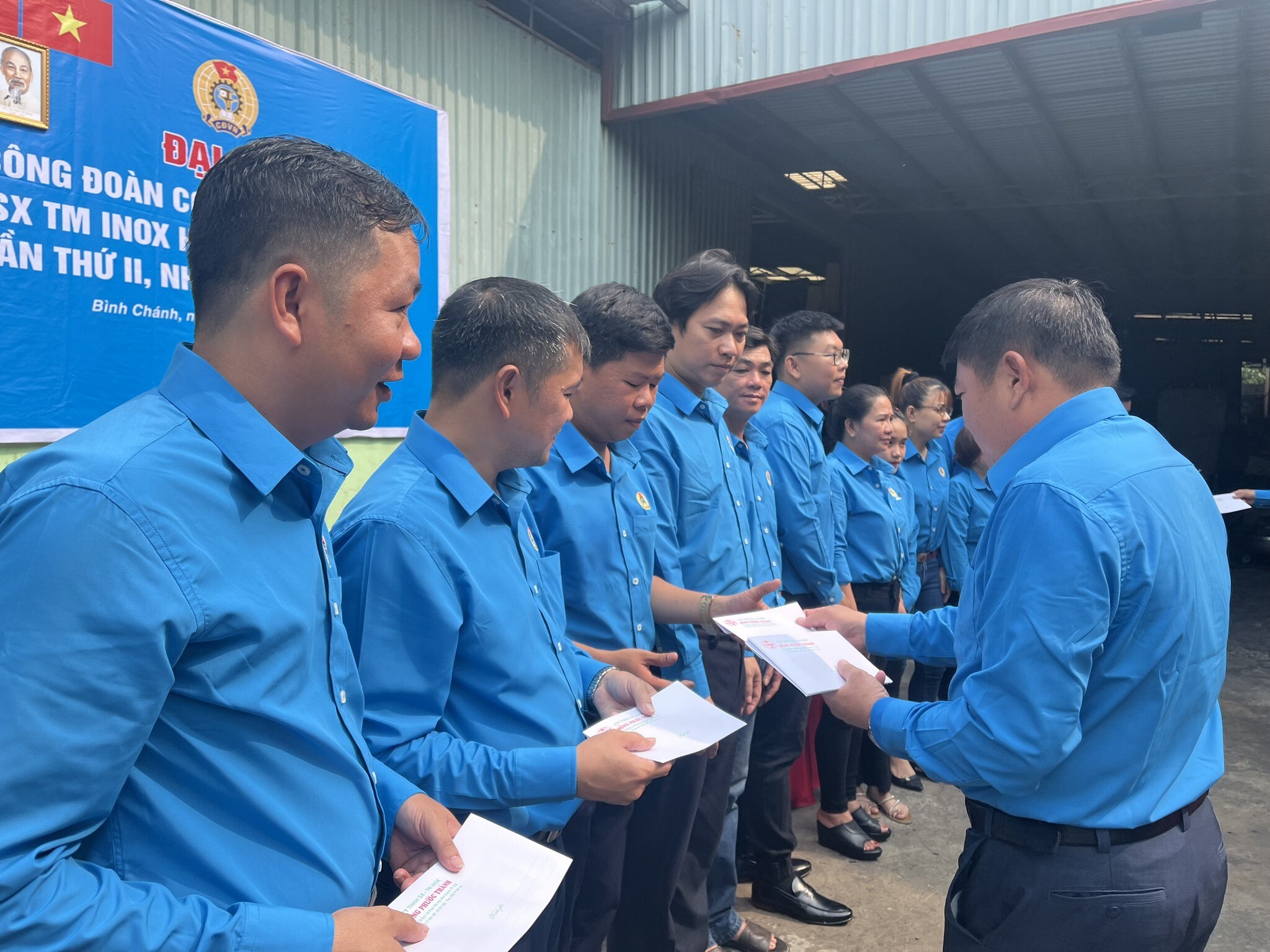 Sản Xuất Thương Mại Inox Hồng Phước Thành 8