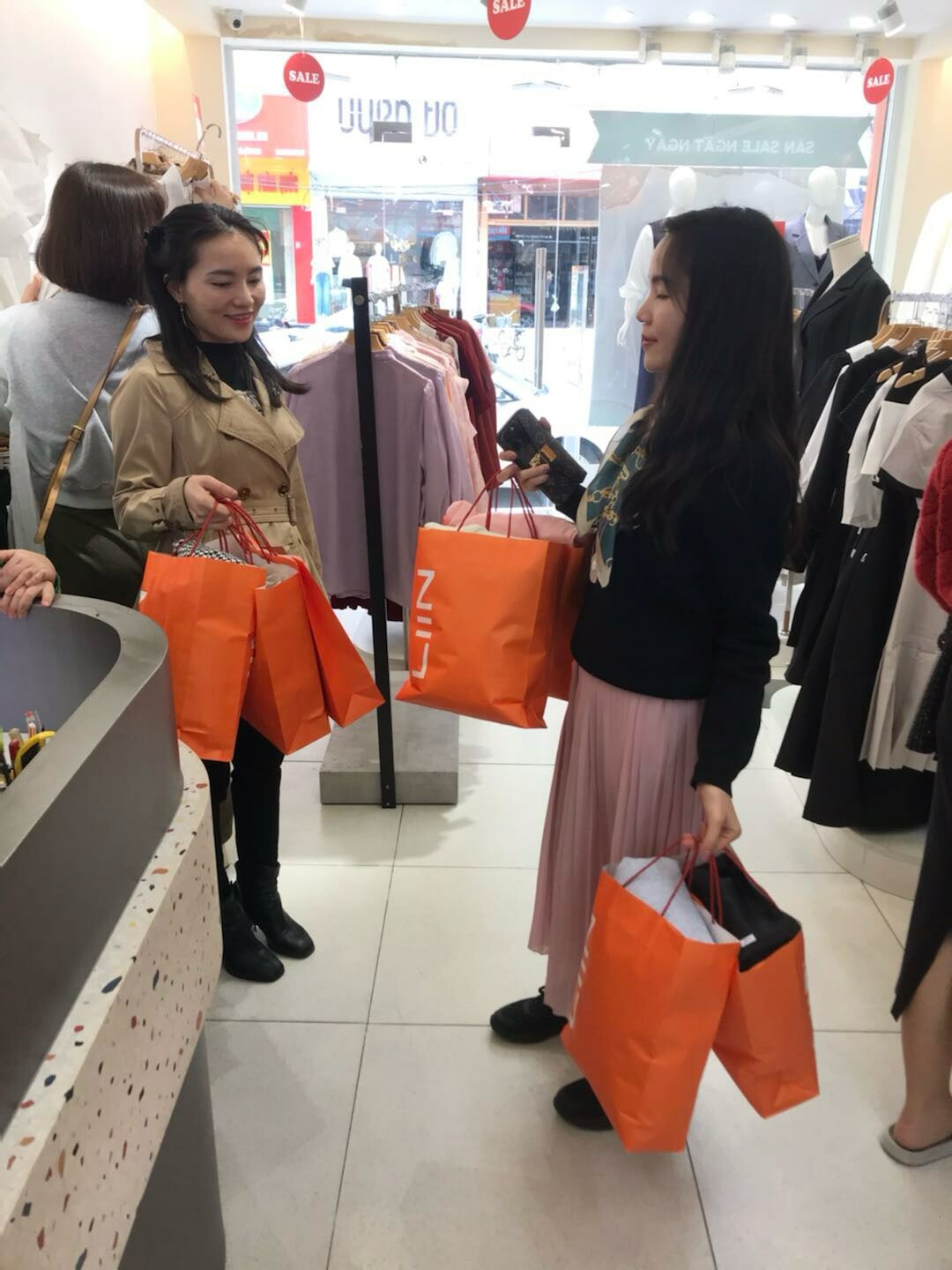 Thời Trang L.ii.n Clothing 10