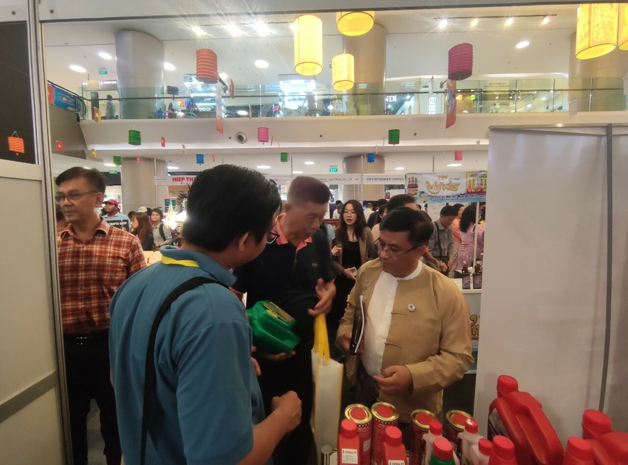 Hóa Dầu Sài Gòn - Saigonlube 11