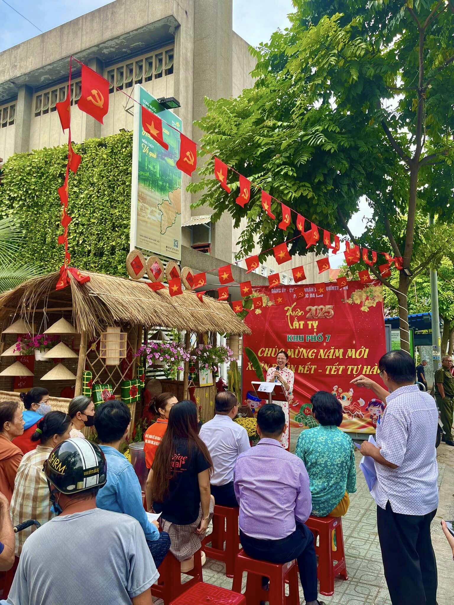 Nhà hàng Mùa Nước Nổi 7