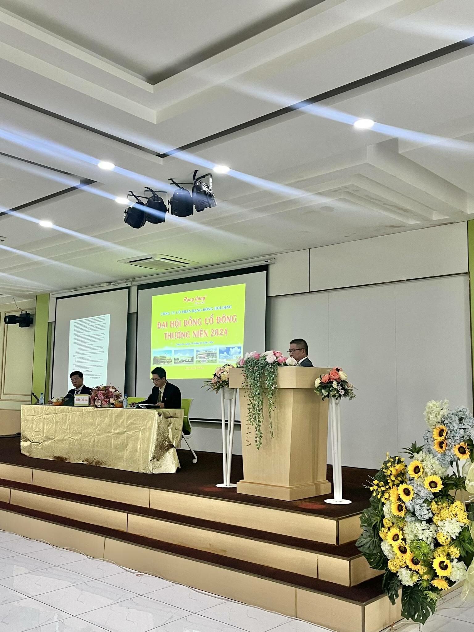 NHỰA RẠNG ĐÔNG HĐ 10