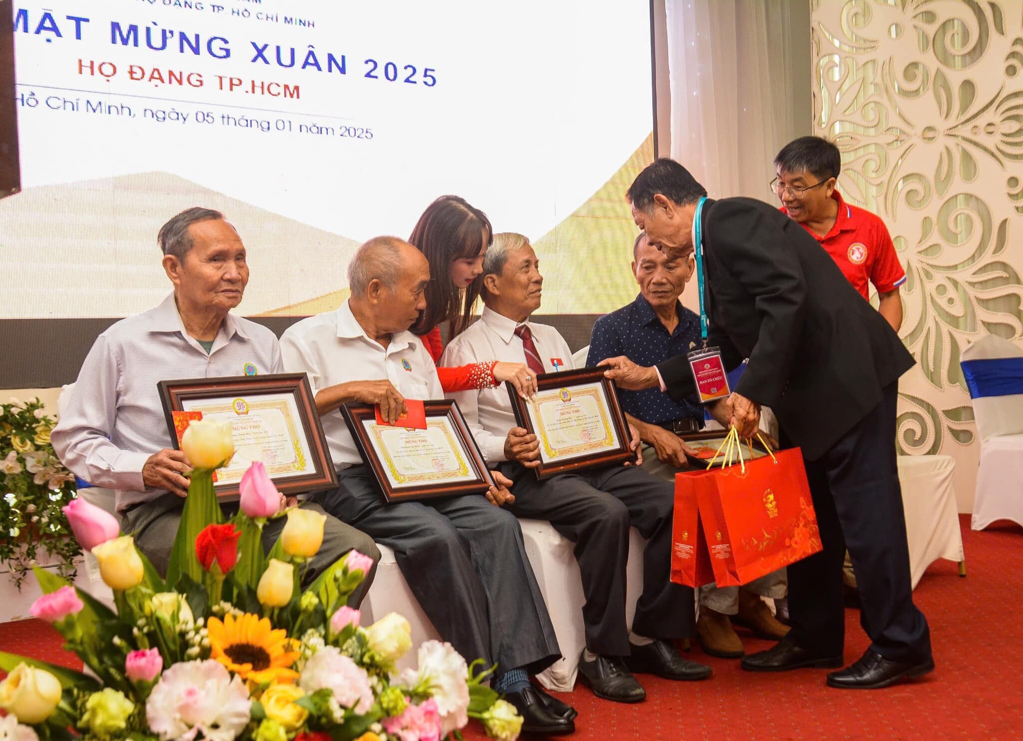 Yến Việt Thiên Nhiên 10