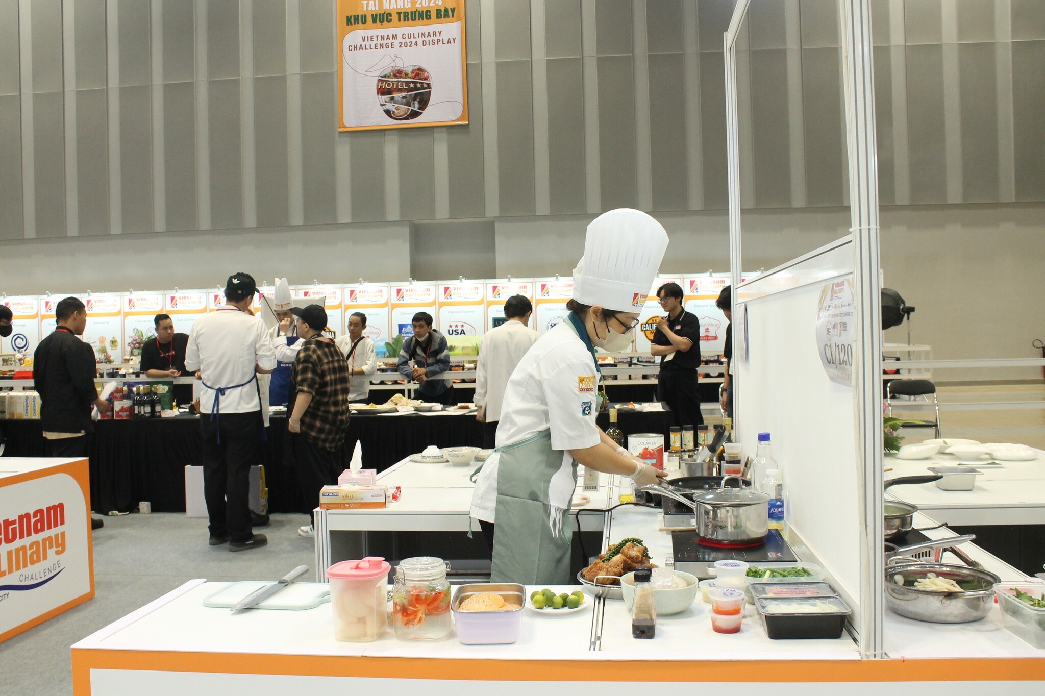 HỌC VIỆN ẨM THỰC PHÁP VIỆT 1