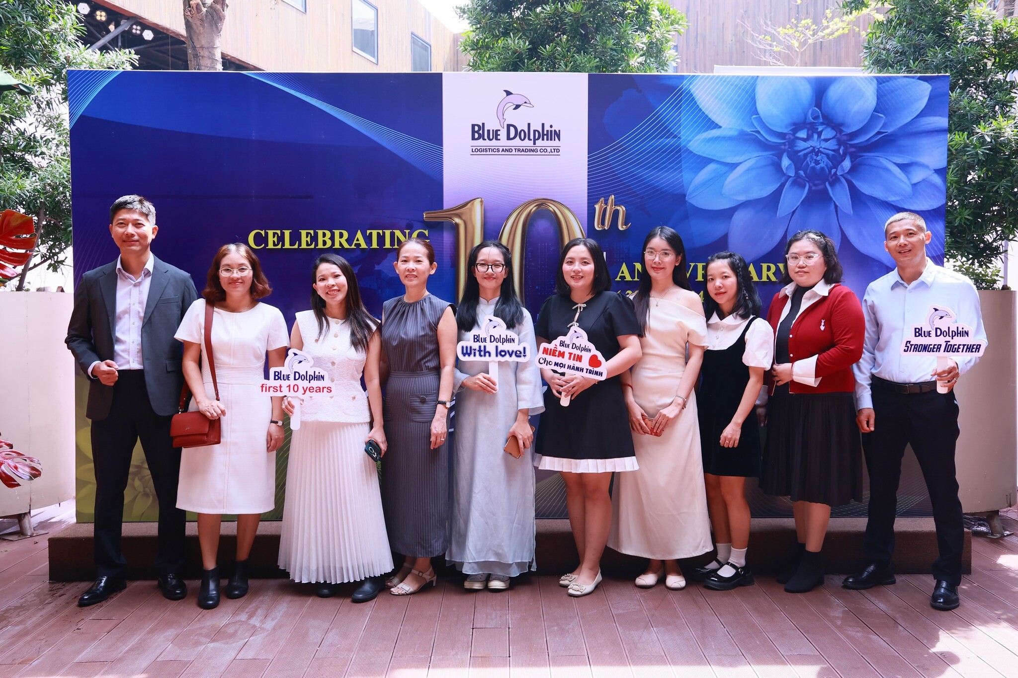 Tiếp vận Thương mại Cá Heo Xanh - Blue Dolphin Logistics 13