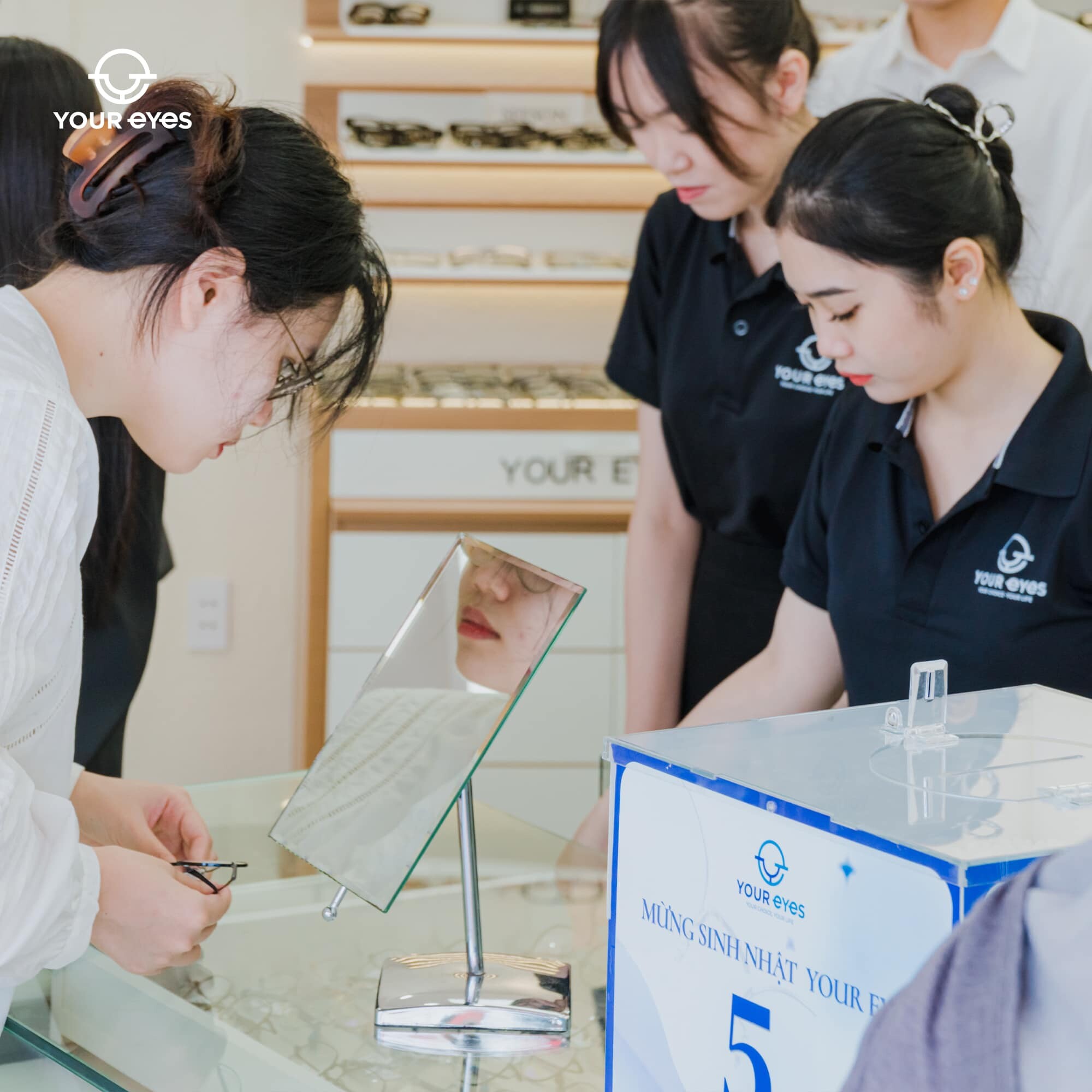 KÍNH MẮT YOUR EYES 7