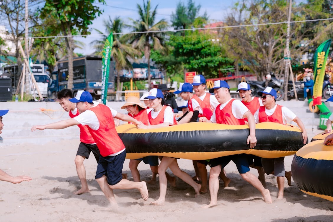 Quốc tế Alexan Phar 9