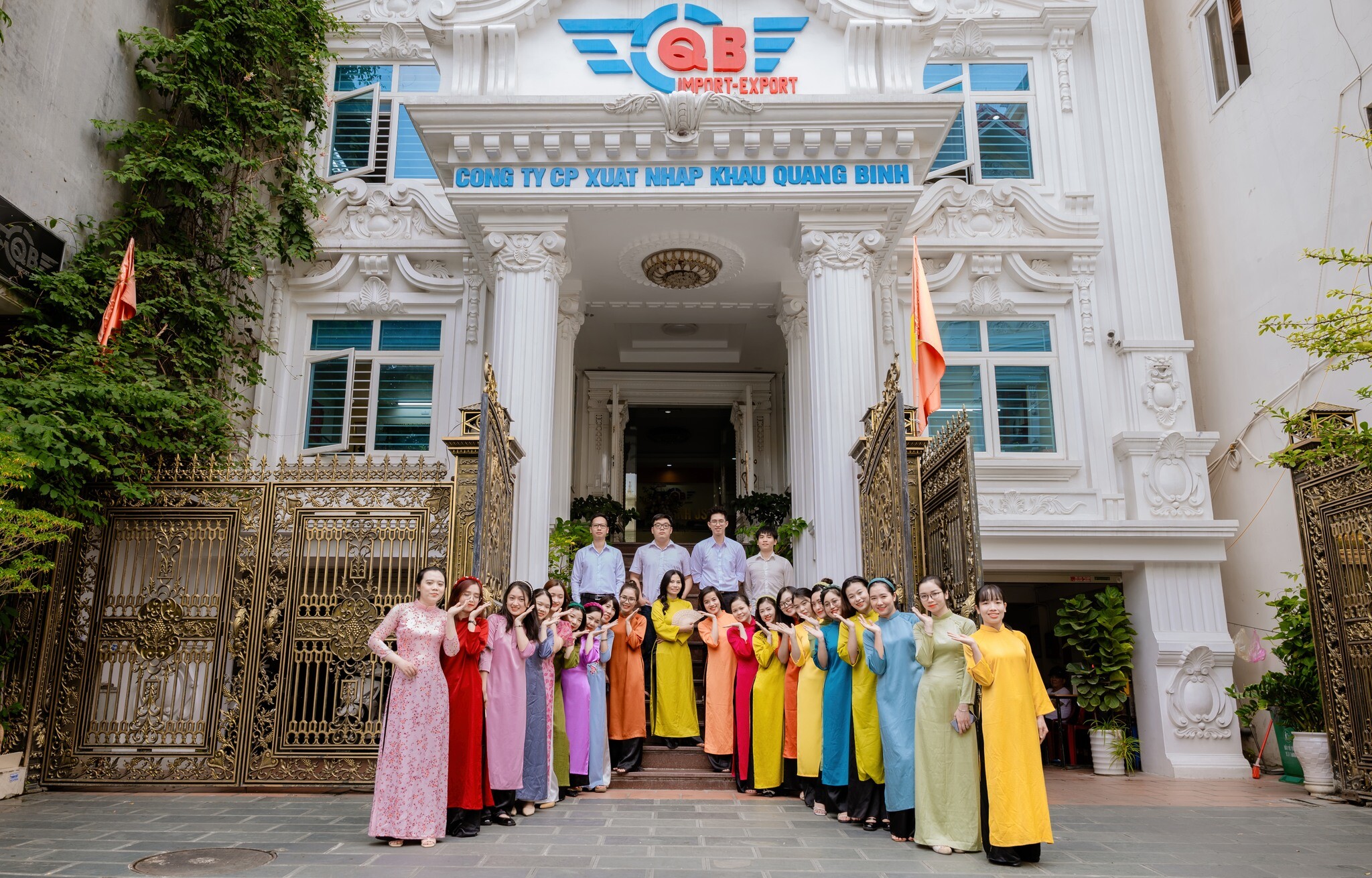 XUẤT NHẬP KHẨU CÁT LONG 5