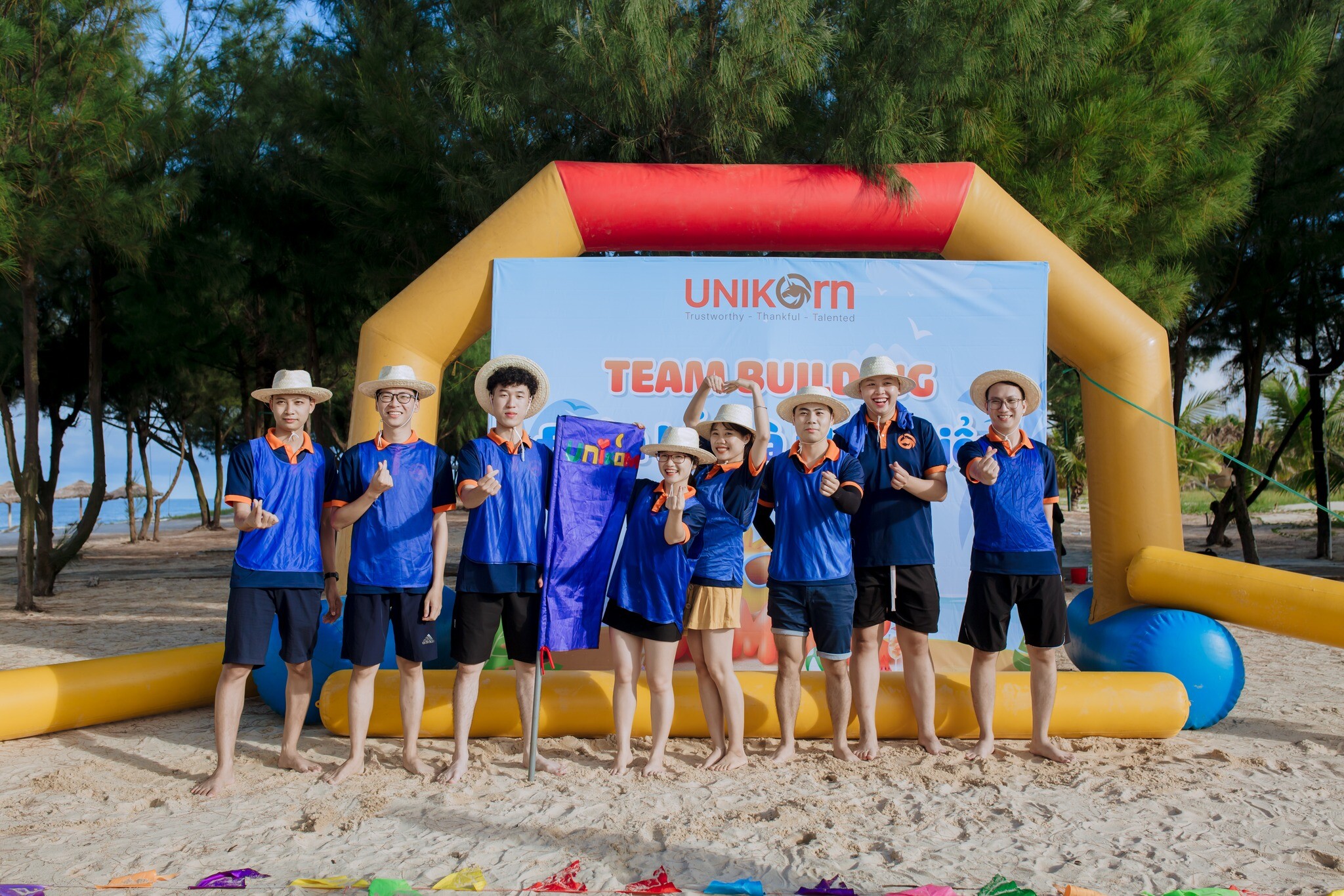 Giải pháp công nghệ Unikom 8