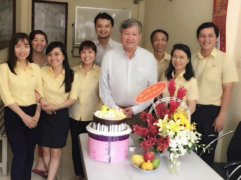 THƯƠNG MẠI - SẢN XUẤT THUỐC THÚ Y GẤU VÀNG 7