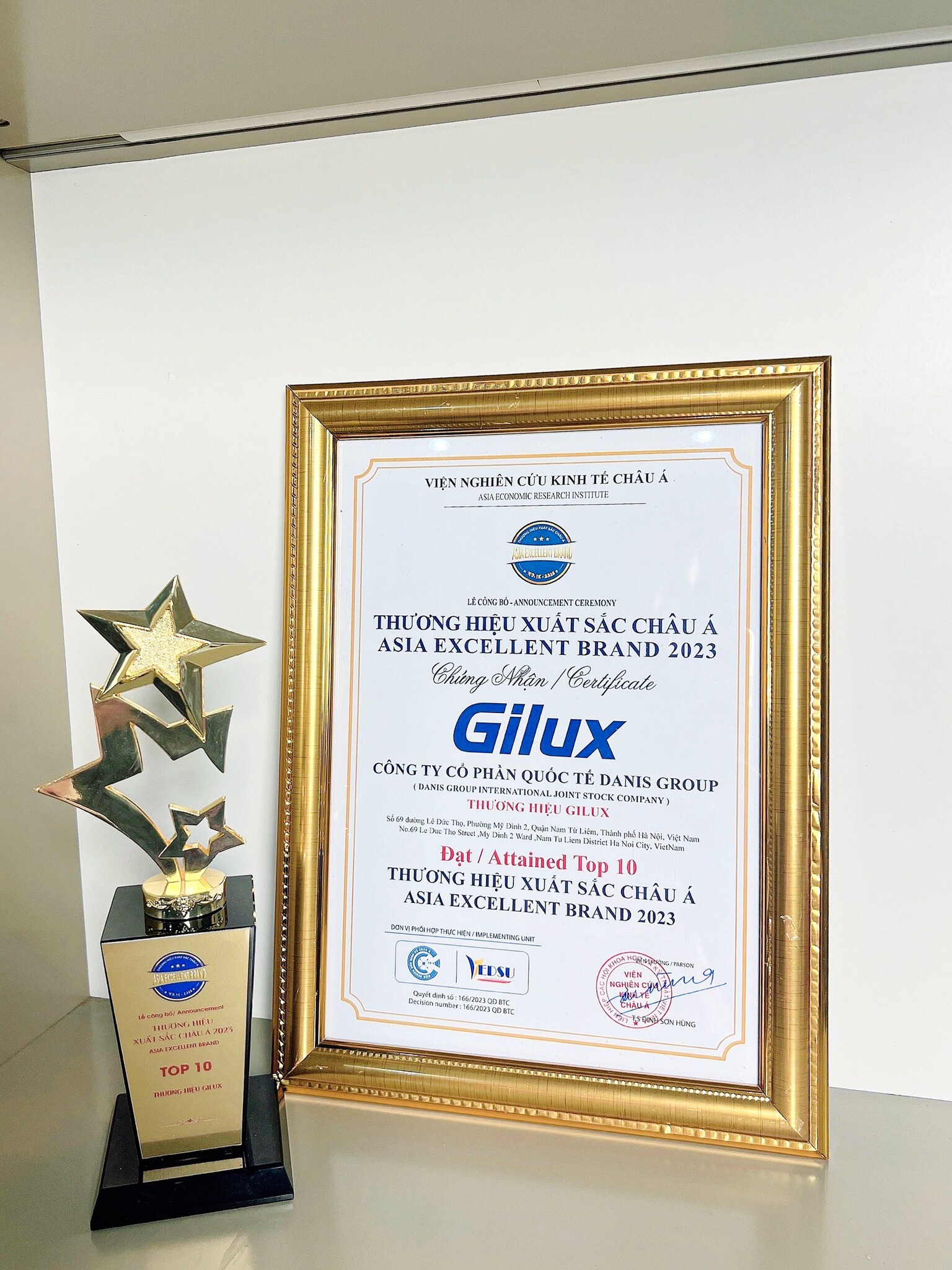 DANIS GROUP - Gilux 1