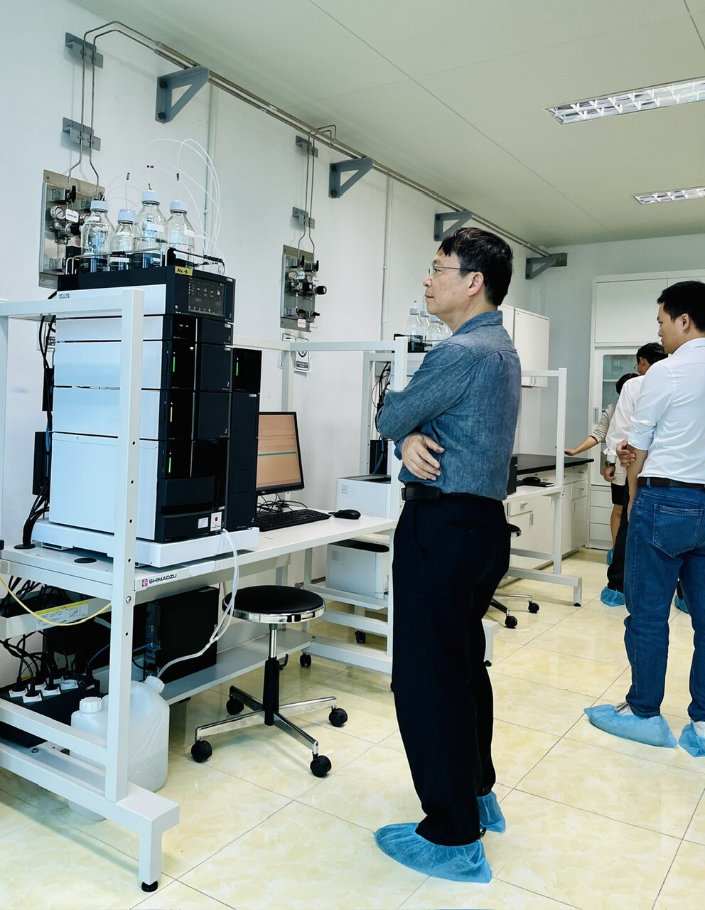 Thiết bị Vật tư Khoa học Kỹ Thuật và Du lịch Trung Sơn T.S.S.E 13