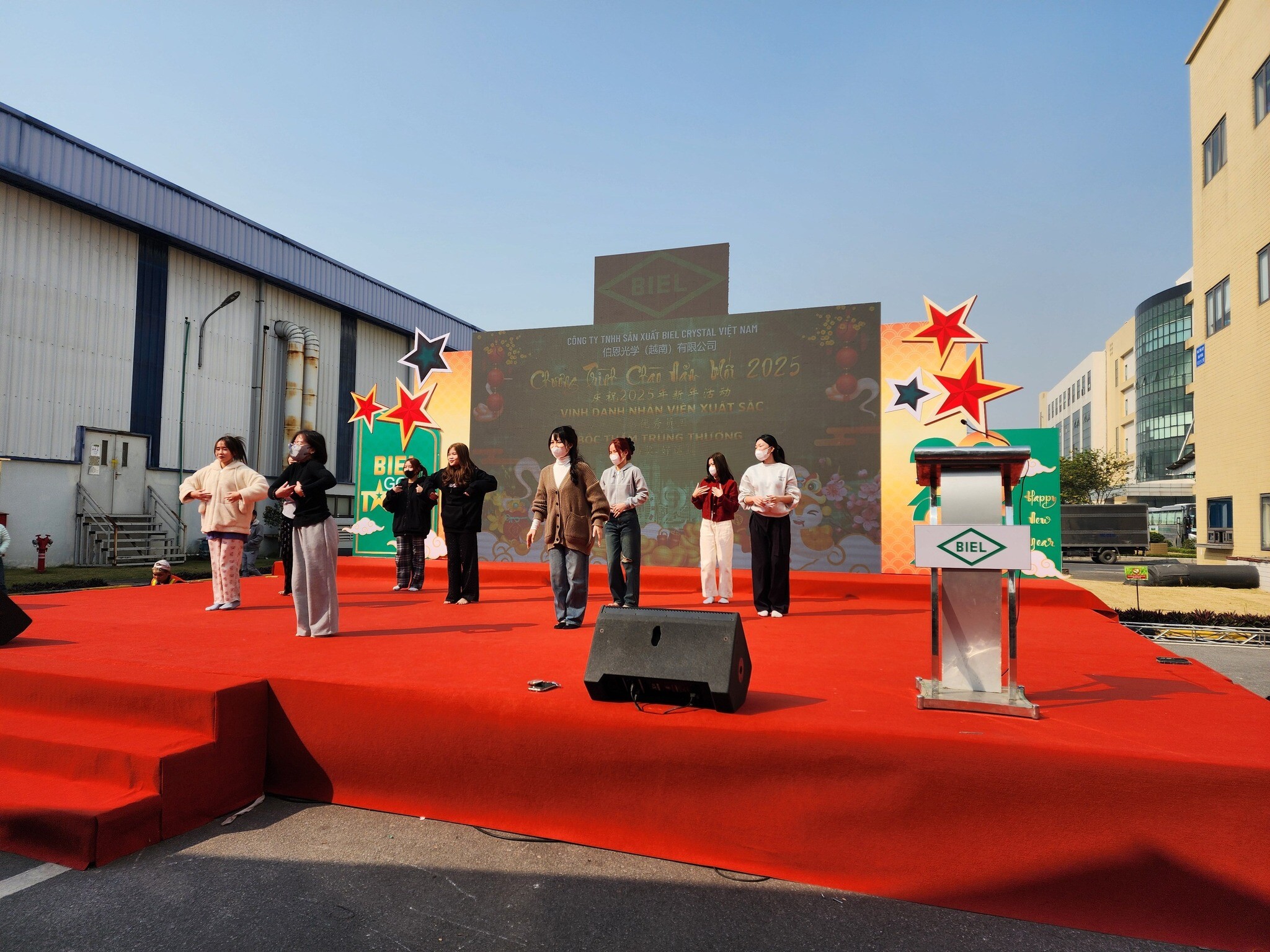 Sản Xuất Biel Crystal 11
