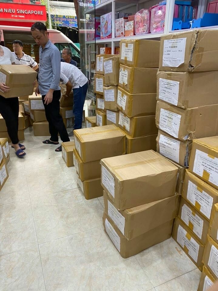 Thiết Bị Trường Học Phục Hưng 7