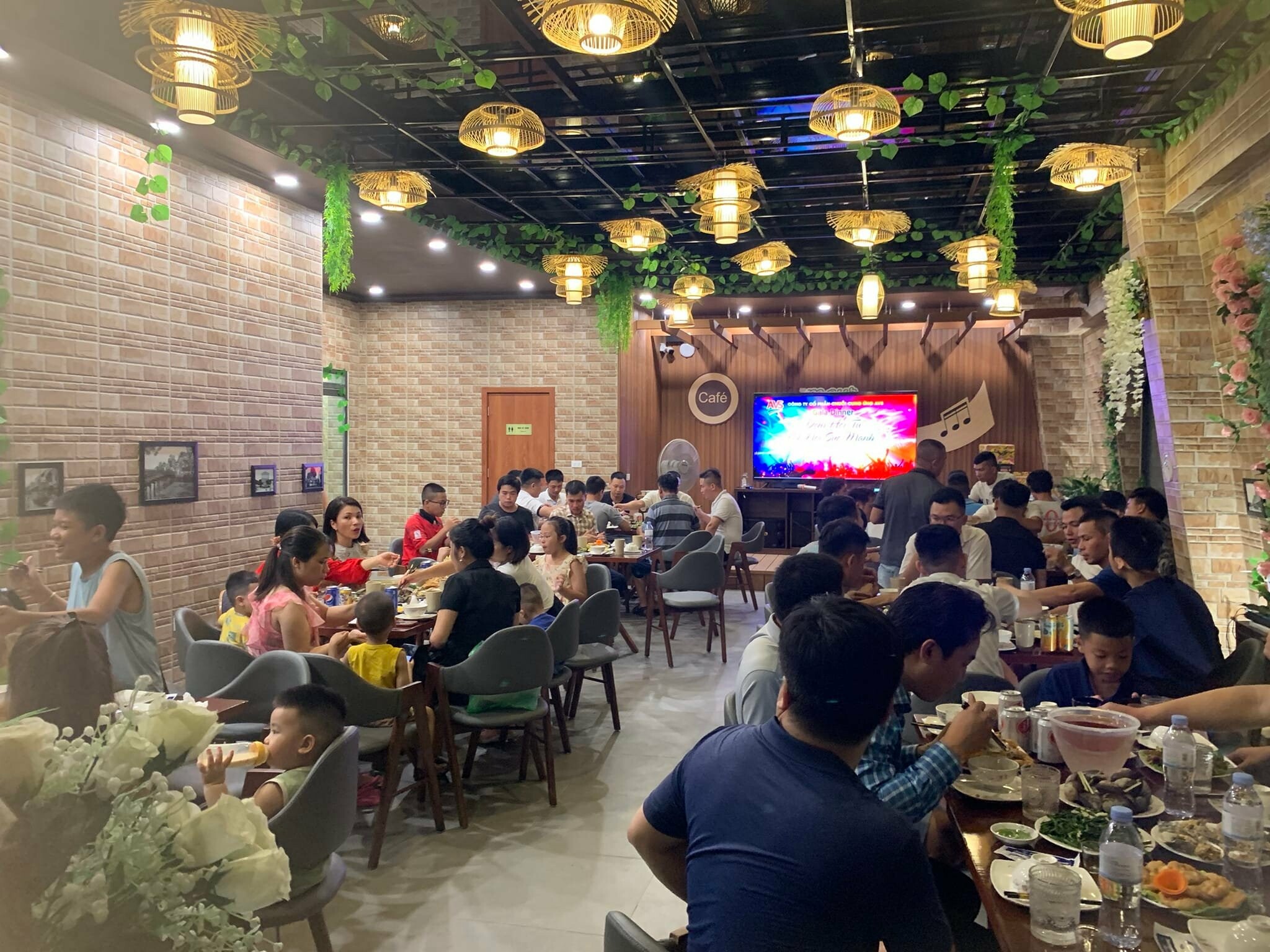 Chuỗi cung ứng AVS 8