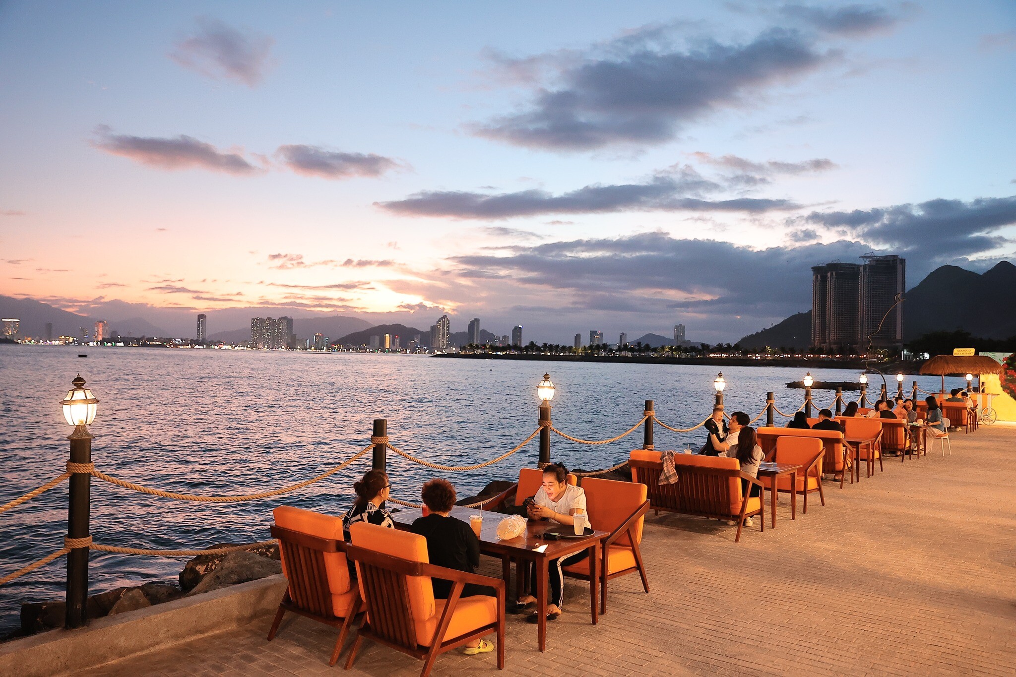 MP Thai Seafood Restaurant 11