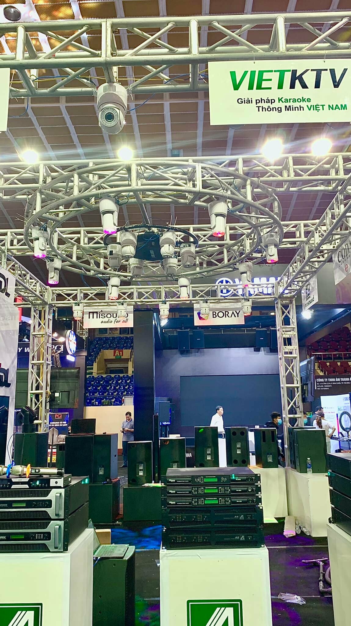 TẬP ĐOÀN ĐIỆN TỬ VIỆT KTV 8