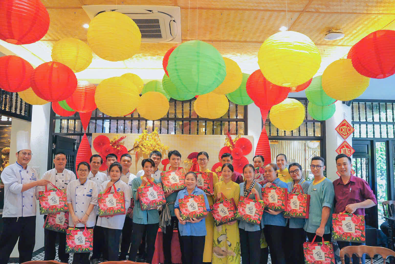 Nhà hàng Mùa Nước Nổi 8