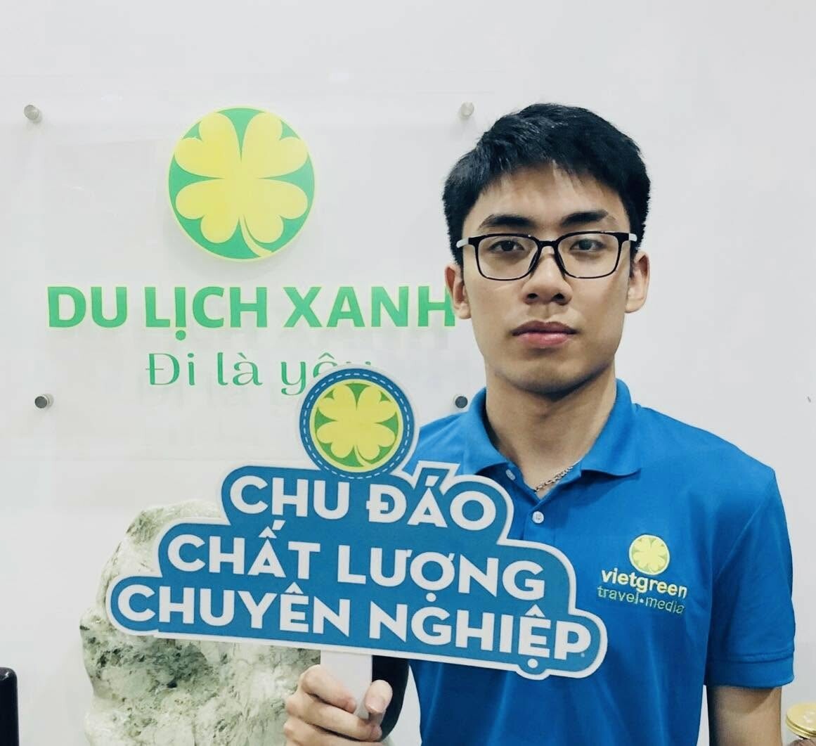 DU LỊCH VÀ TRUYỀN THÔNG MÀU XANH VIỆT 11