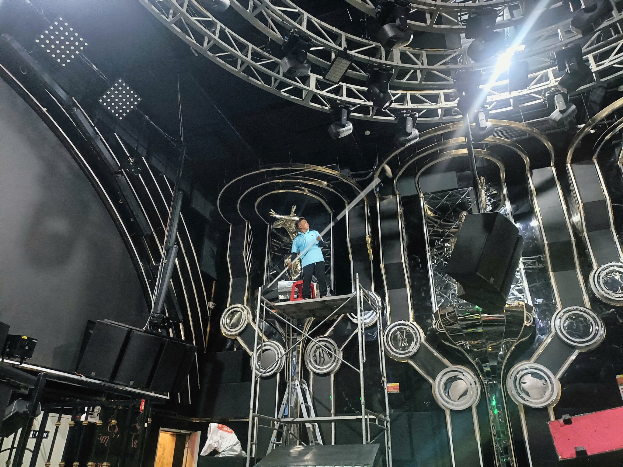 Vệ Sinh Công Nghiệp Thanh Nhã 14