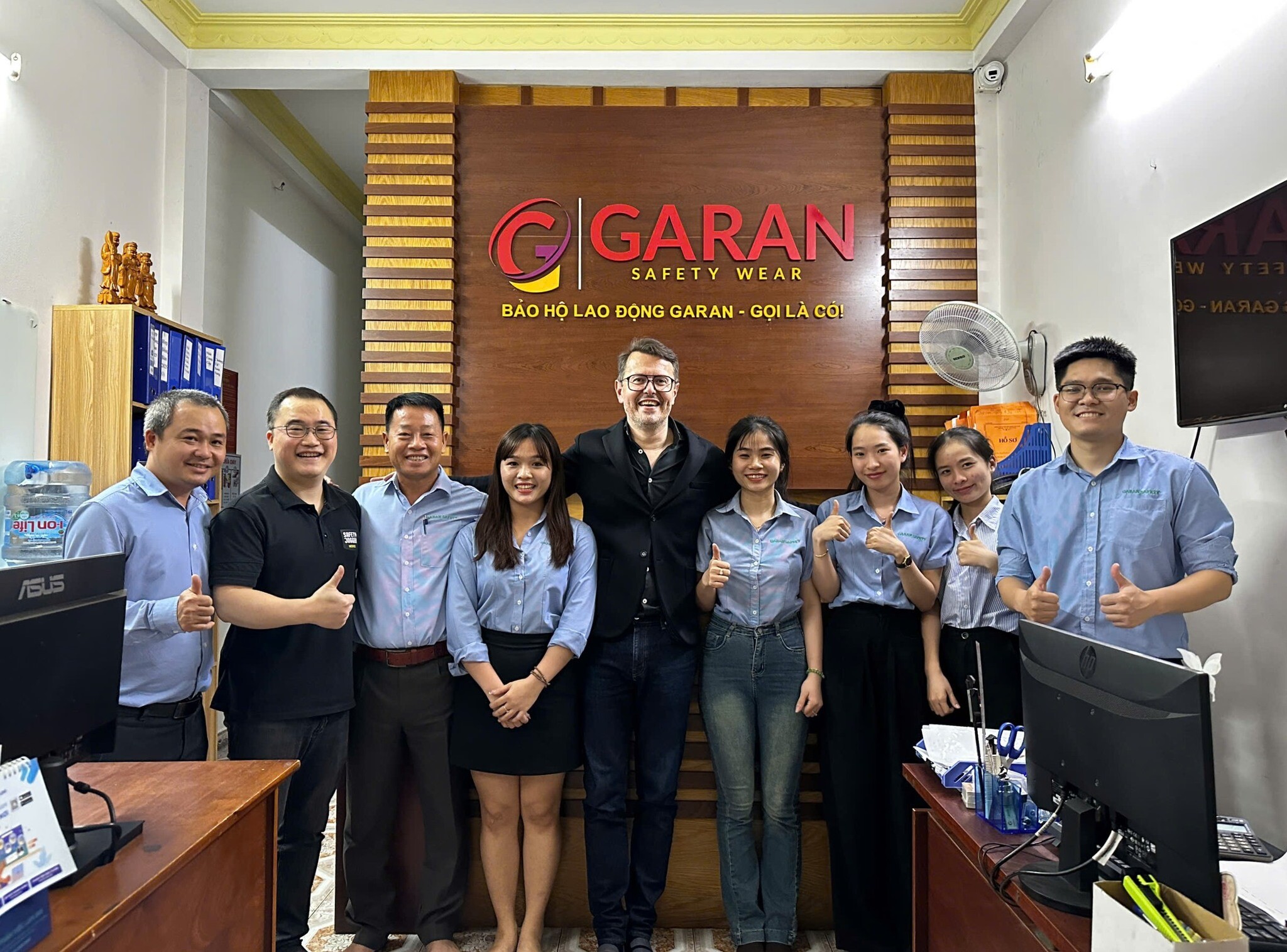 CÔNG TY TNHH GARAN 13