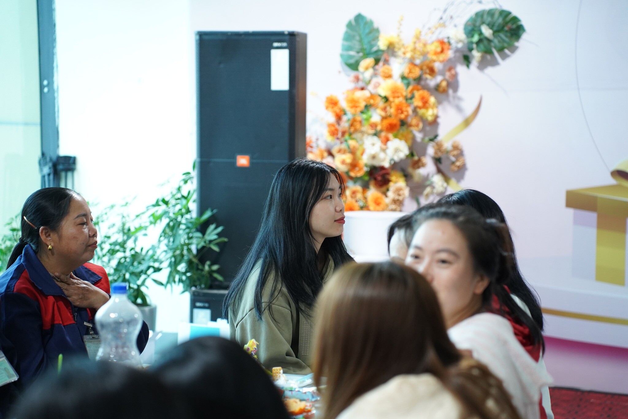 Sản Xuất Biel Crystal 7