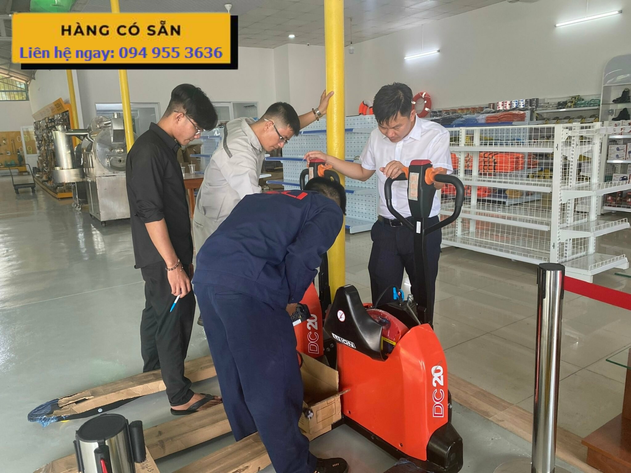 XE NÂNG BÌNH MINH 1