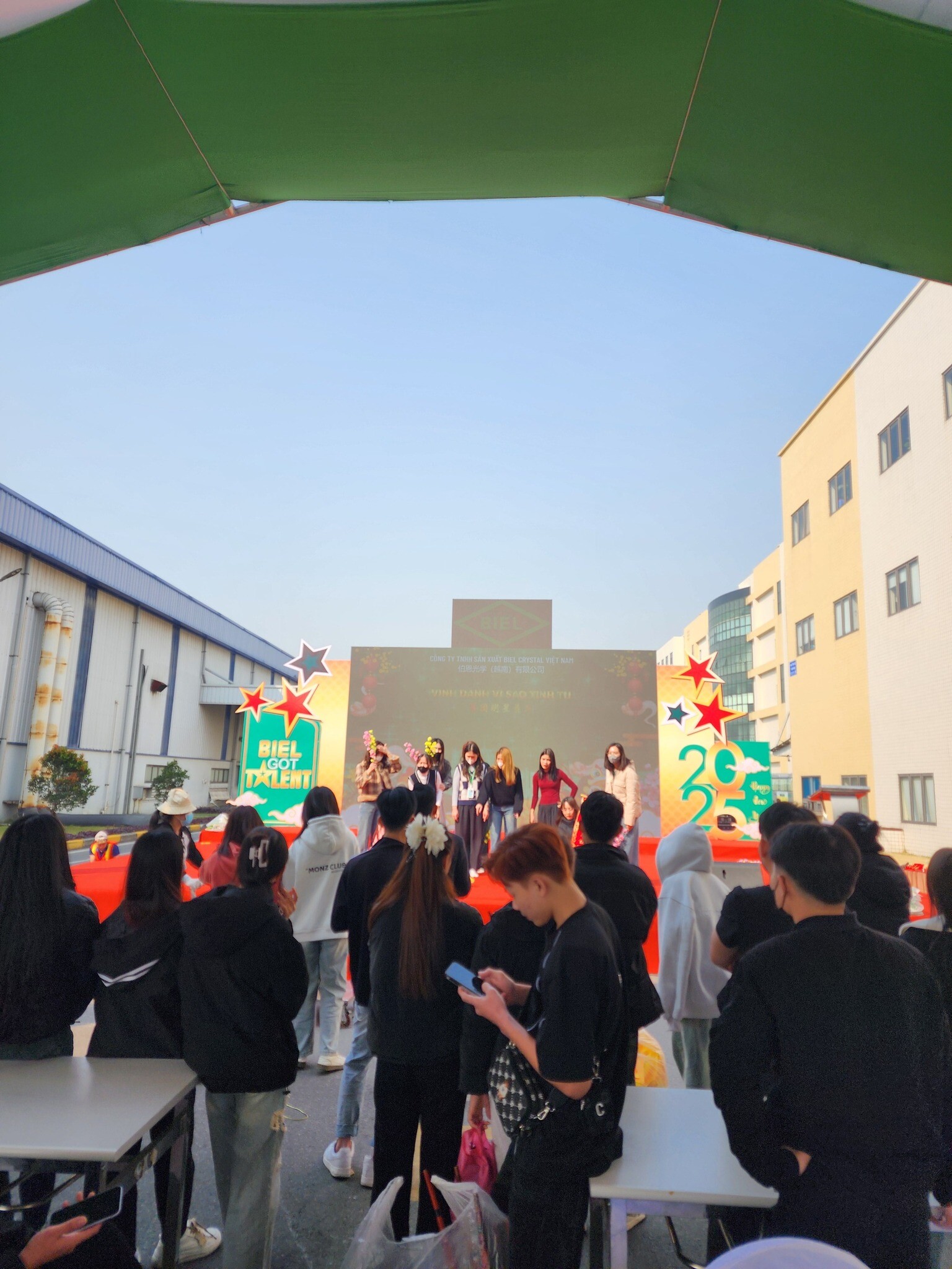 Sản Xuất Biel Crystal 12