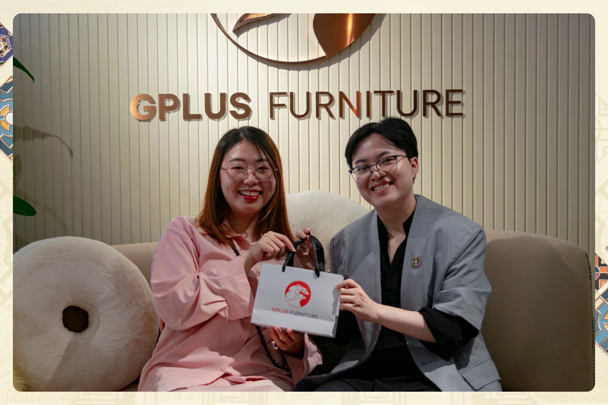 GPLUS FURNITURE 2