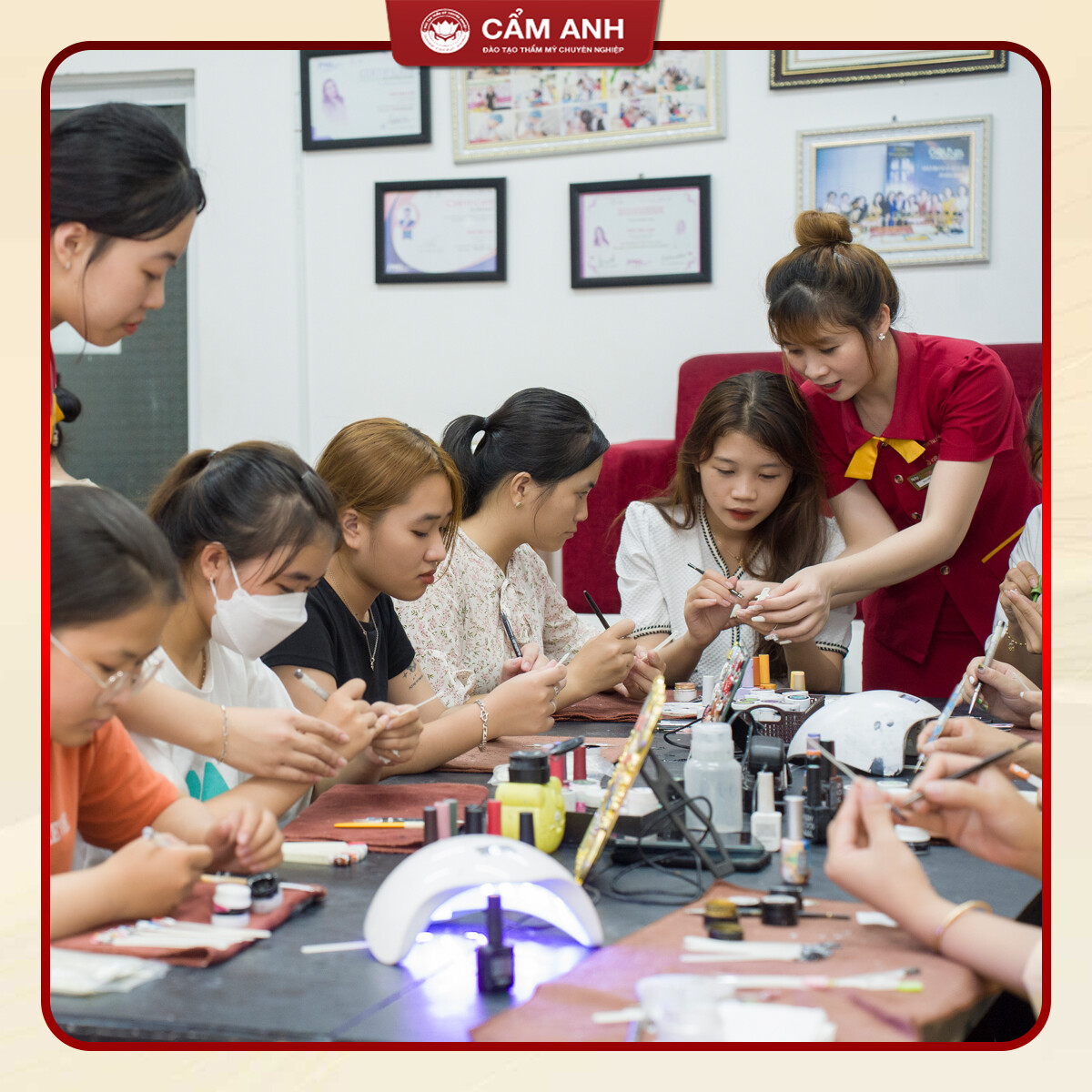 Thương Mại Dịch Vụ CẨM ANH 10