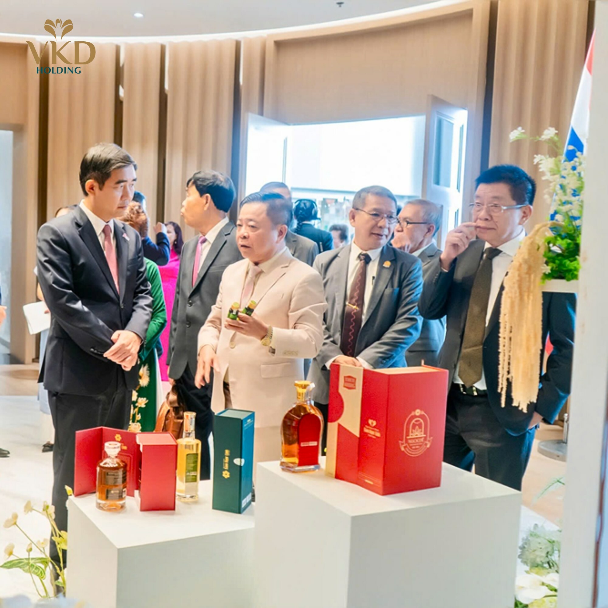 TẬP ĐOÀN Y DƯỢC SÂM NGỌC LINH VIỆT NAM 6