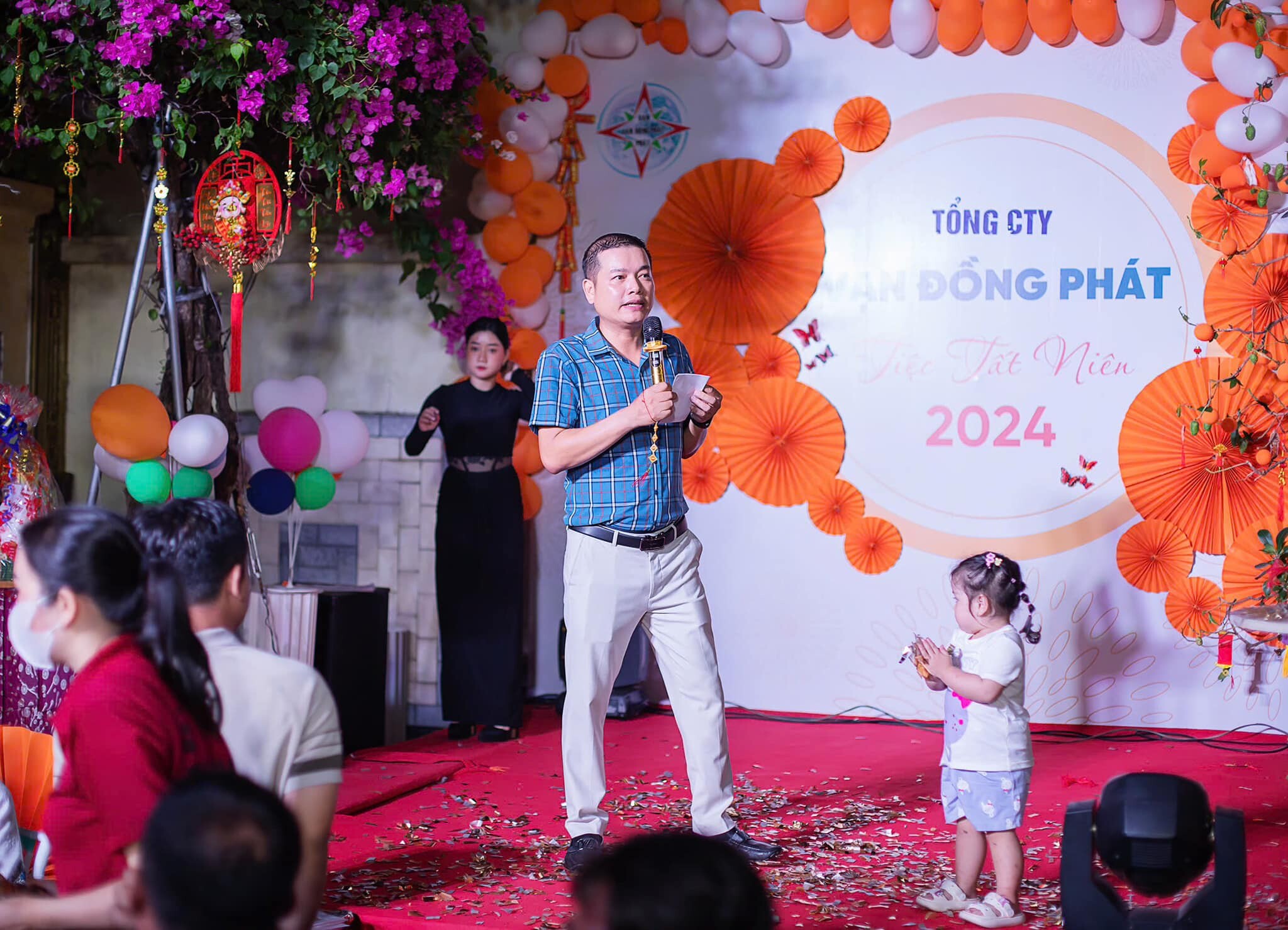 Sản Xuất Thương Mại Dịch Vụ Vạn Đồng Phát 7