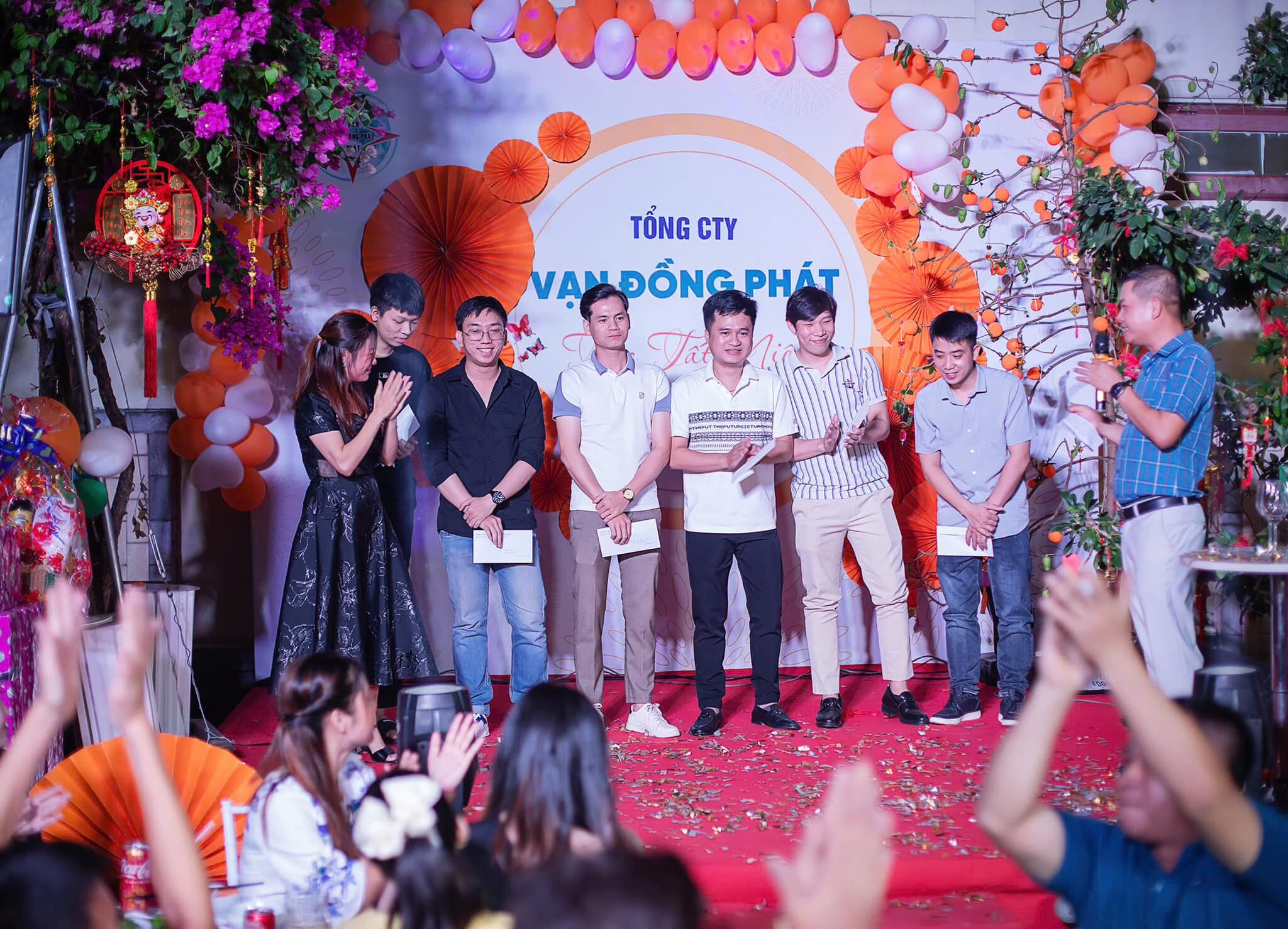 Sản Xuất Thương Mại Dịch Vụ Vạn Đồng Phát 3