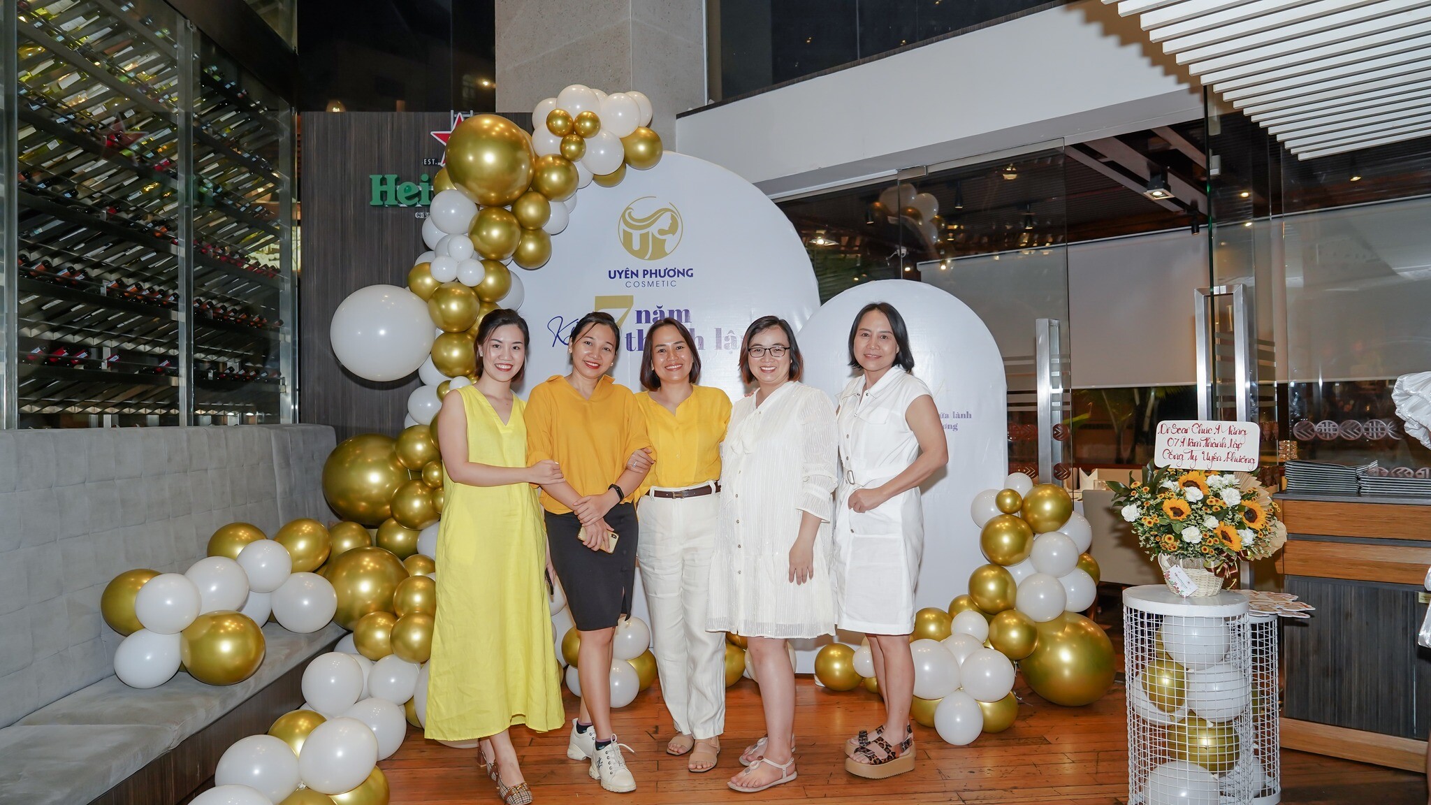 Thương Mại Xuất Nhập Khẩu Uyên Phương 4