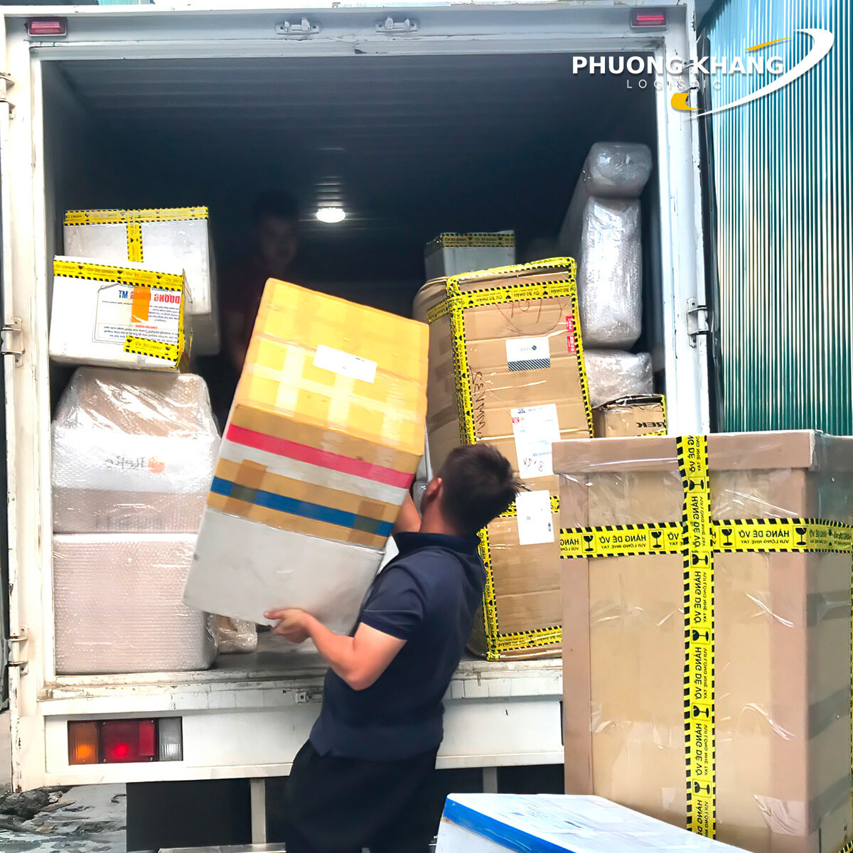 Xuất Nhập Khẩu Phương Khang 3