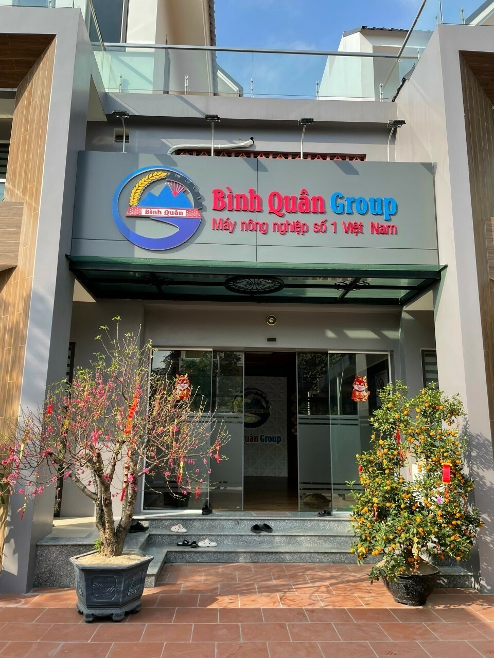 sản xuất và TM Bình Quân 2
