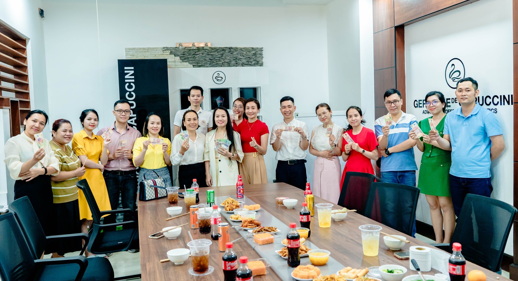 Thương Mại Xuất Nhập Khẩu Uyên Phương 8