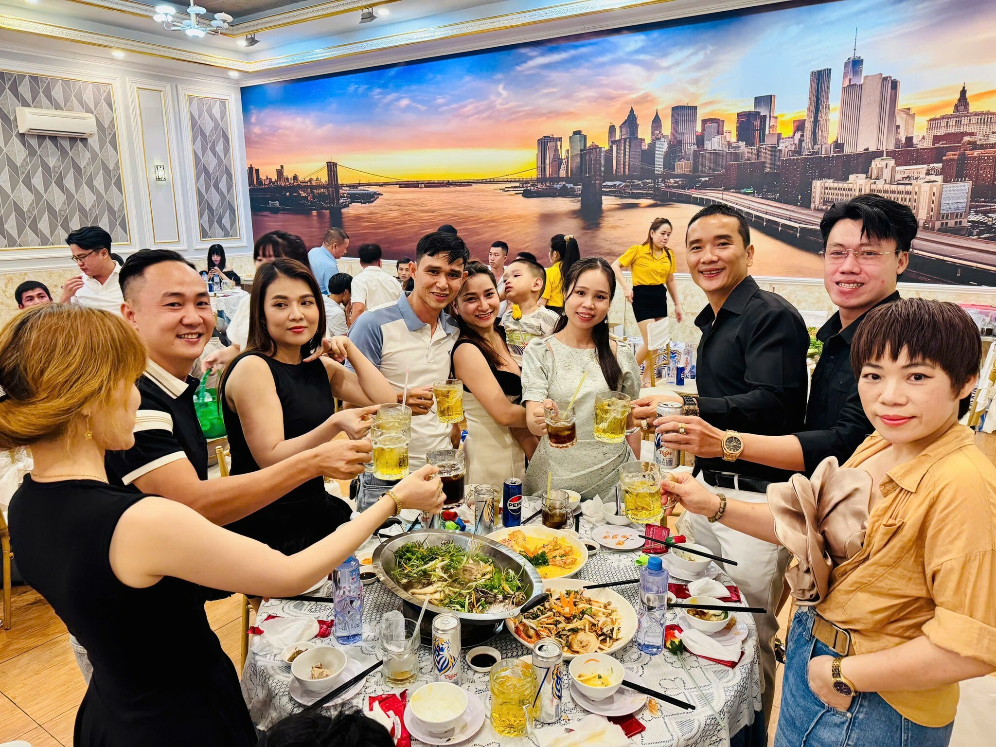 Vận Chuyển Á Châu 6