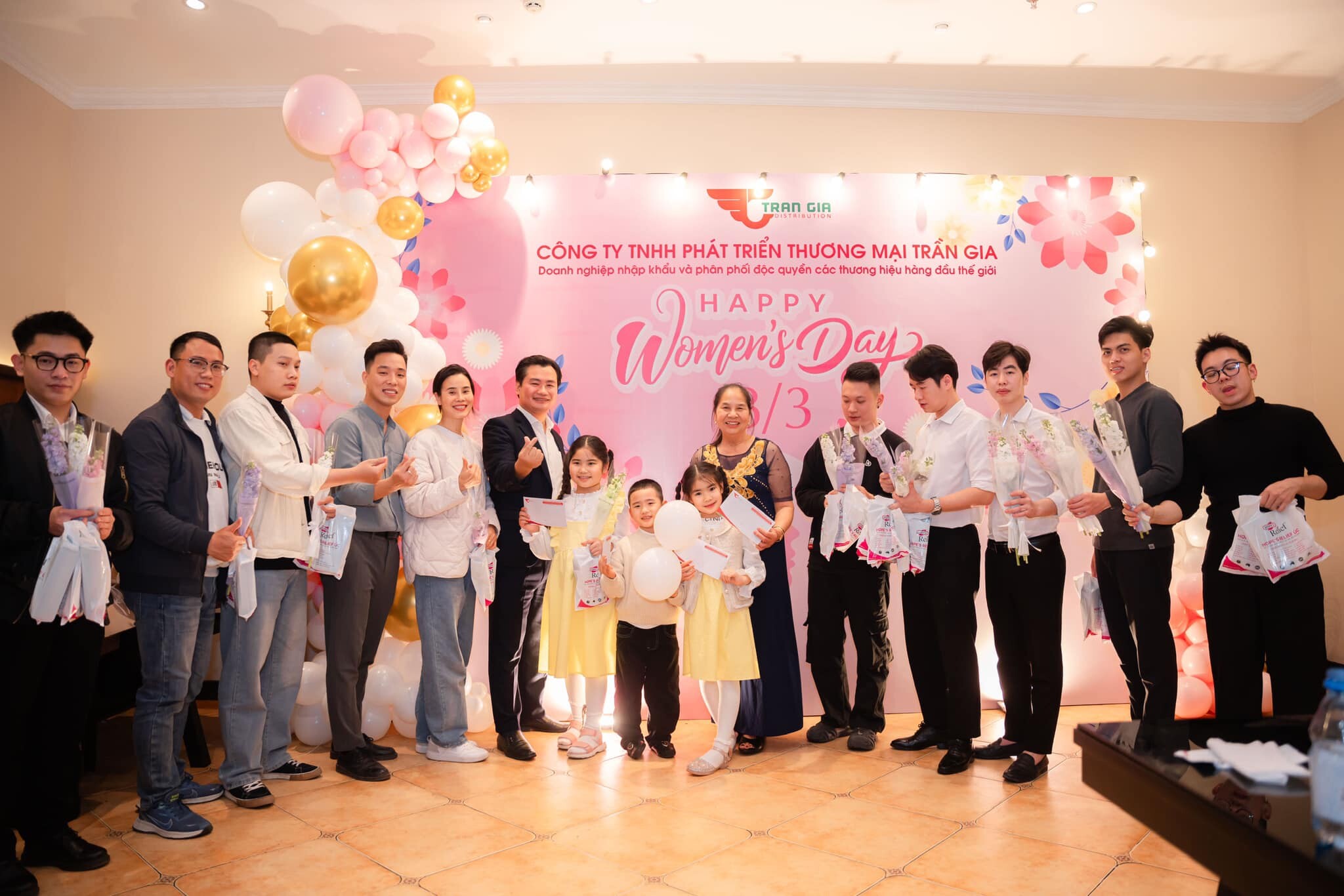 Phát Triển Thương Mại Trần Gia 10