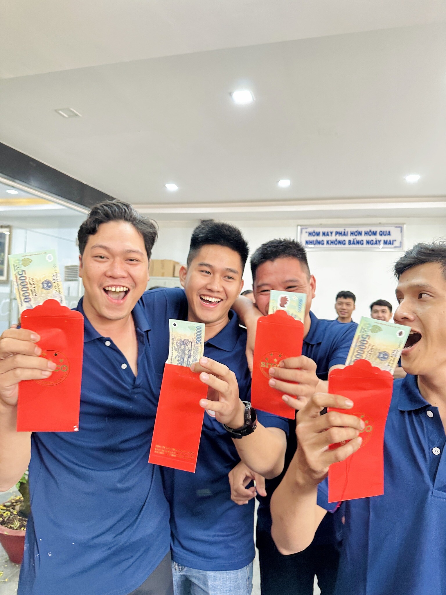 Thương Mại và DV Sinh Thịnh 11