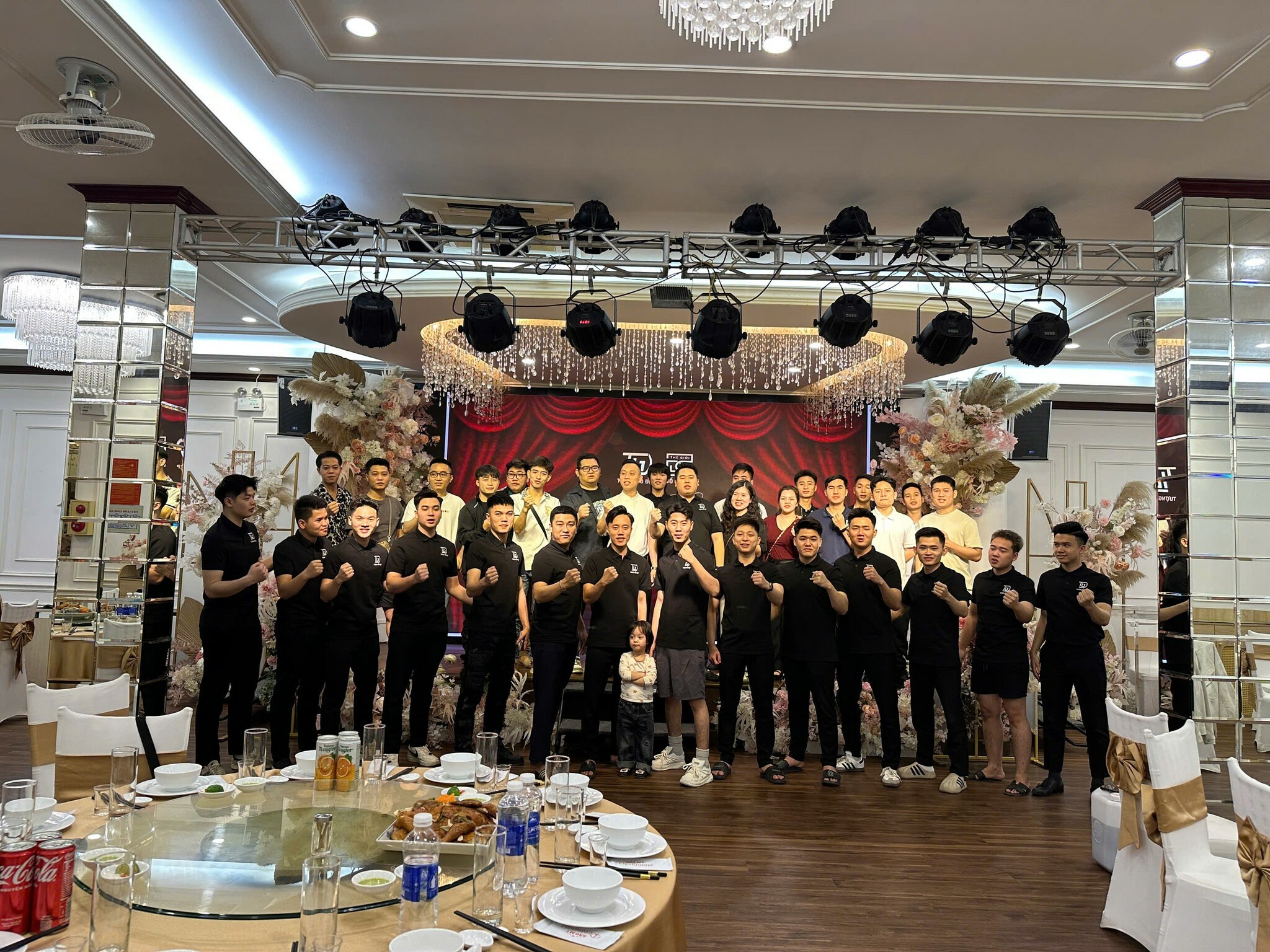 TƯỢNG GỖ ĐẸP 6