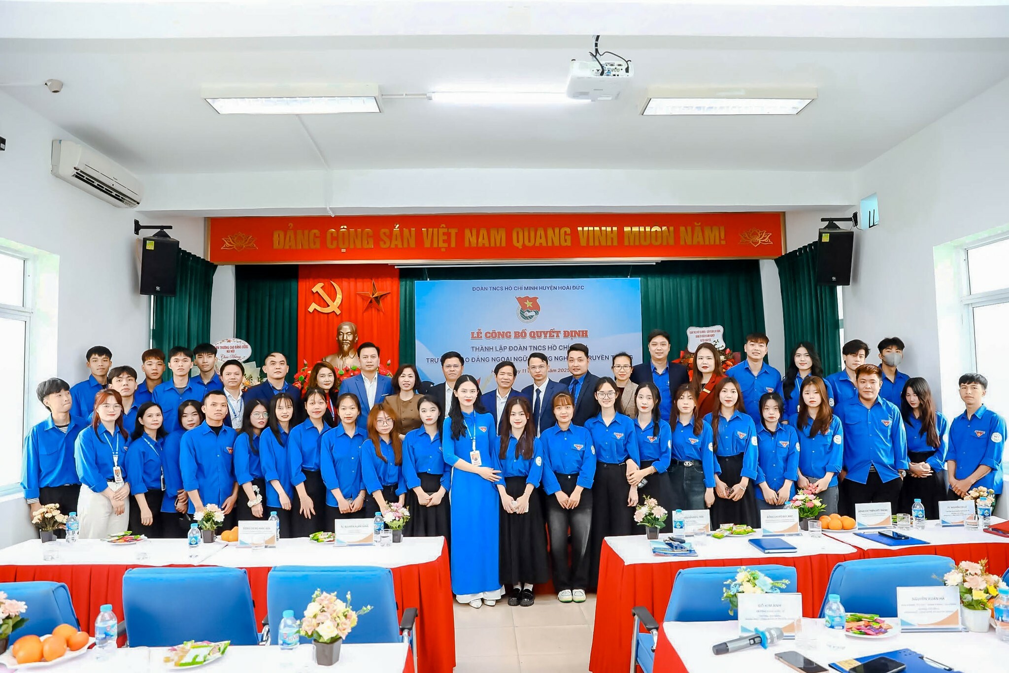 Trường Cao đẳng Ngoại ngữ - Công nghệ và Truyền thông 6