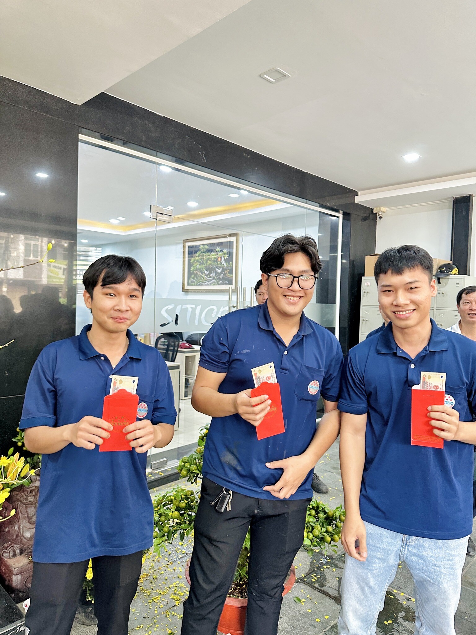 Thương Mại và DV Sinh Thịnh 13