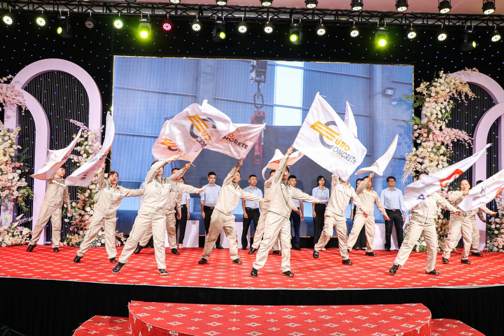 KẾT CẤU BÊ TÔNG CHÂU ÂU NAM 6