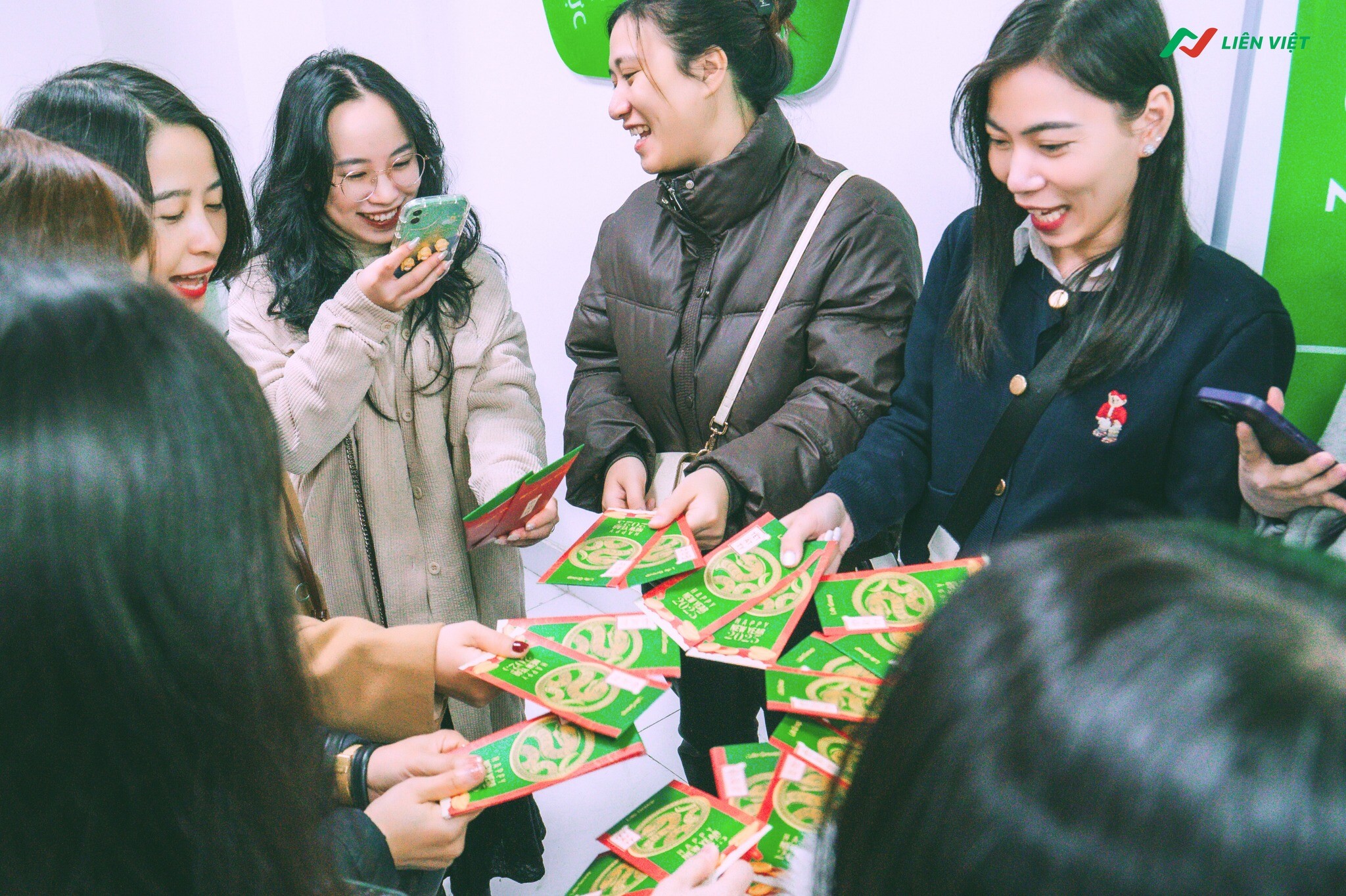 Giáo dục Liên Việt - LV EDU 10