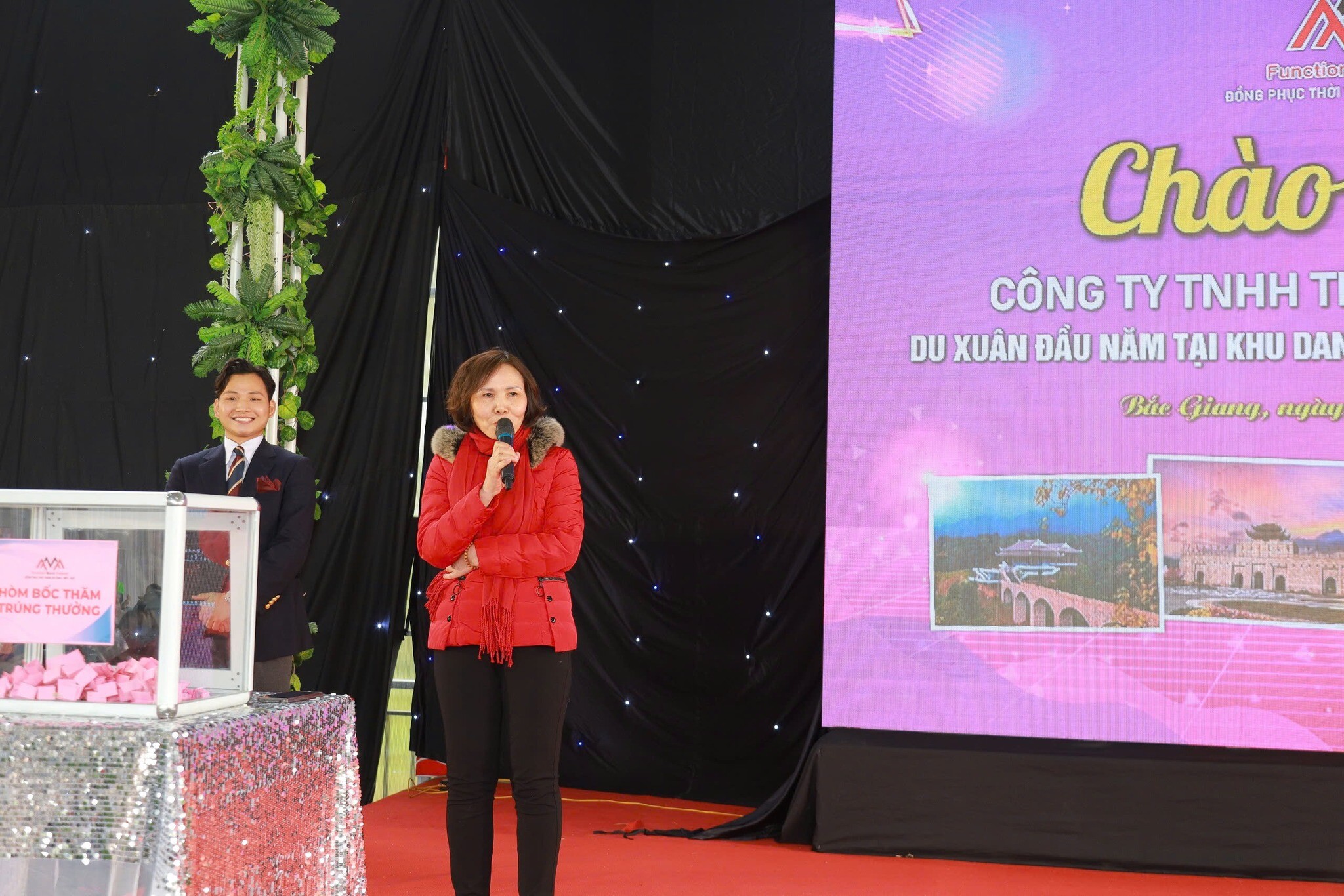 Thương Mại Sao Mai - Đồng phục thời trang FMF 12